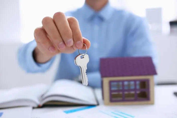 7 Must-Follow Tips for First-Time Landlords in Evesham