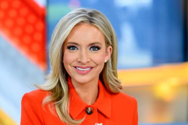 Kayleigh McEnany Height