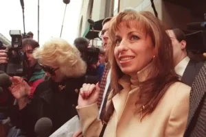 Paula Jones Net Worth